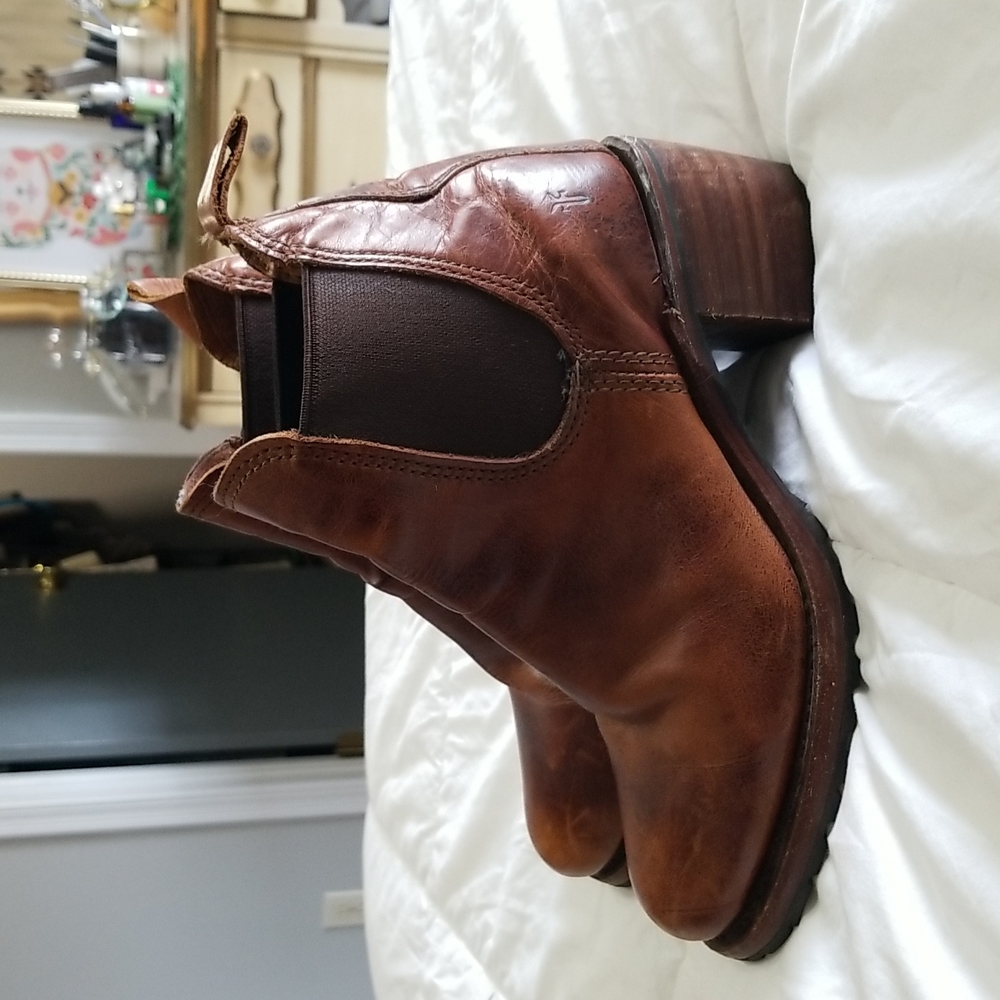 Frye Sabrina Chelsea Boots